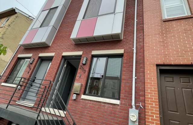 2113 N 5TH Street photos photos