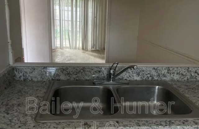 6012 Regent Manor photos photos