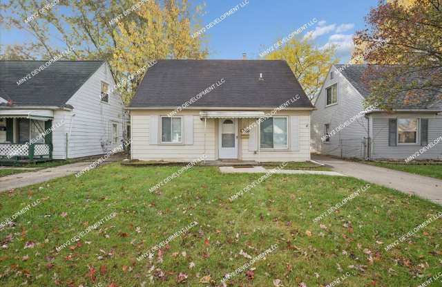 Welcome to 17678 Lincoln Avenue - a recently updated charming 3-bedroom, 1-bathroom bungalow in Eastpointe! - 17678 Lincoln Avenue, Eastpointe, MI 48021