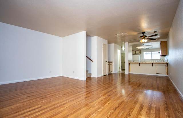 Beautiful 2-Bedroom, 2.5-Bath Condo with Community Pool Gallery 4