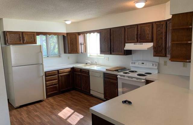 2910 14th Avenue Court photos photos