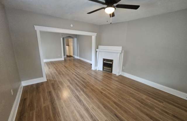 4211 Spokane Avenue - Left photos photos