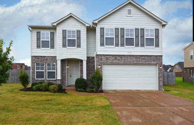 3 bedroom 2.5 bath over 2,200 sq feet near Hacks Cross and Shelby Dr photos photos