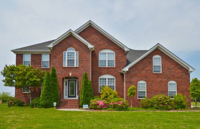 Discover your dream home in Virginia Beach! Gallery 1