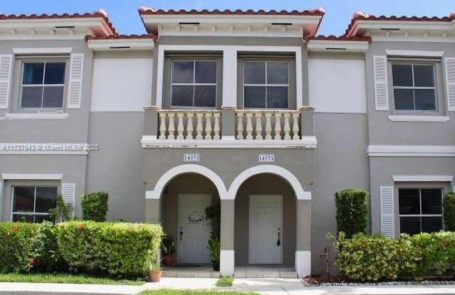 14071 SW 49th St photos photos