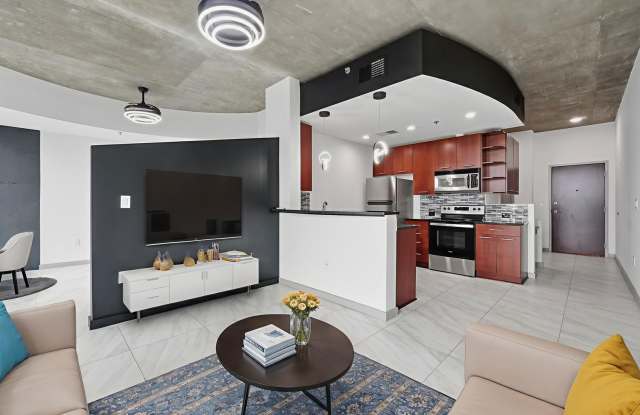 Upgraded Studio Condo in Buckhead - 3324 Peachtree Road, Atlanta, GA 30326