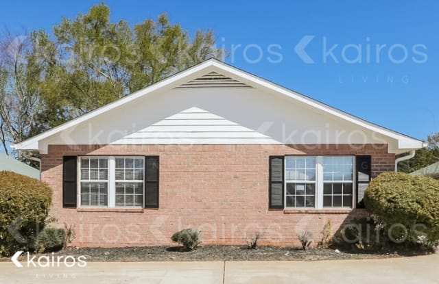 325 Deerpark Drive - 325 Deerpark Drive, Athens, GA 30605