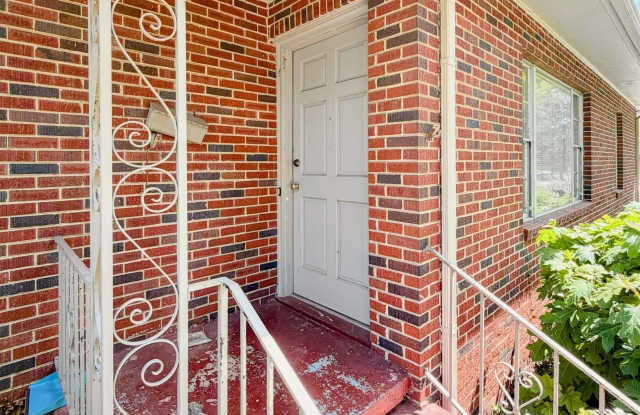 514 Ferry Street Gallery 3