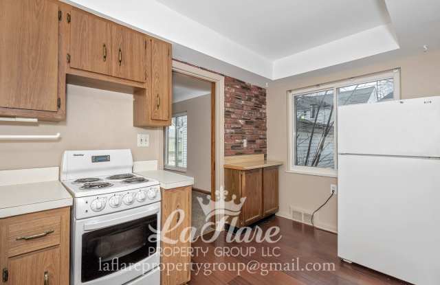 1612 Berdan Avenue - 2 Gallery 4