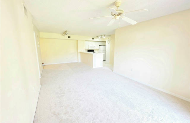 1590 S 42nd Circle Gallery 3