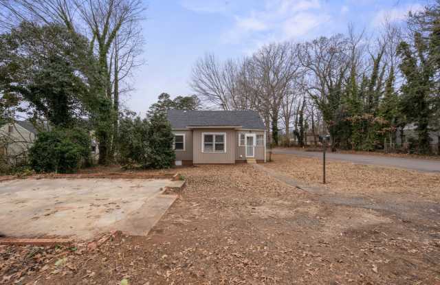 501 Hoover Drive Gallery 3