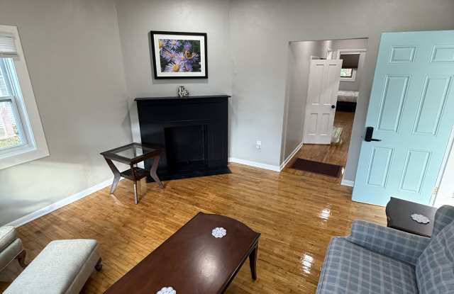 405 N Walnut St photos photos