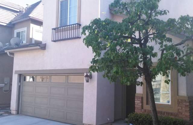 3636 W Chapman Ln - 3636 Chapman Ln, Inglewood, CA 90305