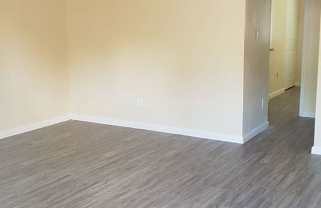 1 Bedroom 1 Bath  First Floor Apartment for Rent Gallery 1