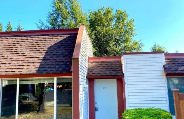 14600 SE 176th St. Unit V4, Renton, WA 98058 $2,000/month photos photos