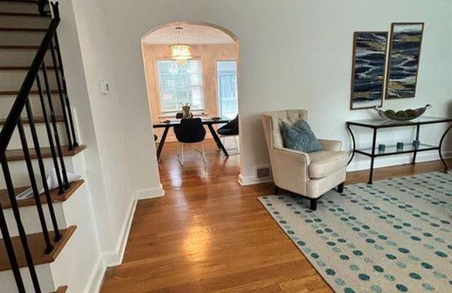 149 Seton Place Gallery 2
