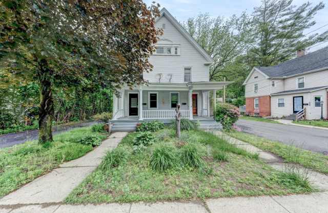 1740 Farmington Avenue photos photos