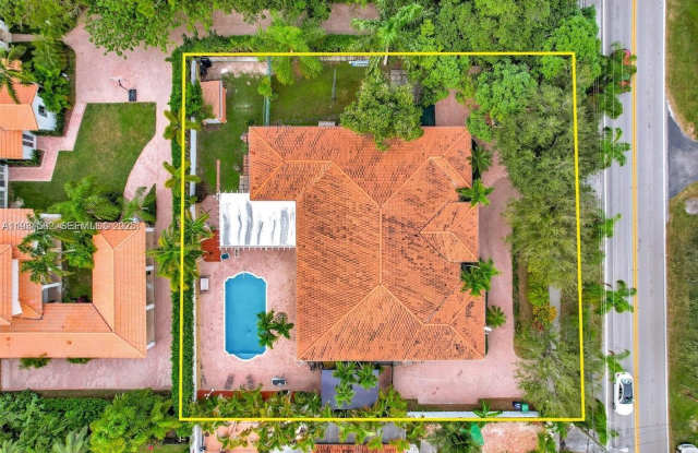 5750 SW 67th Ave photos photos