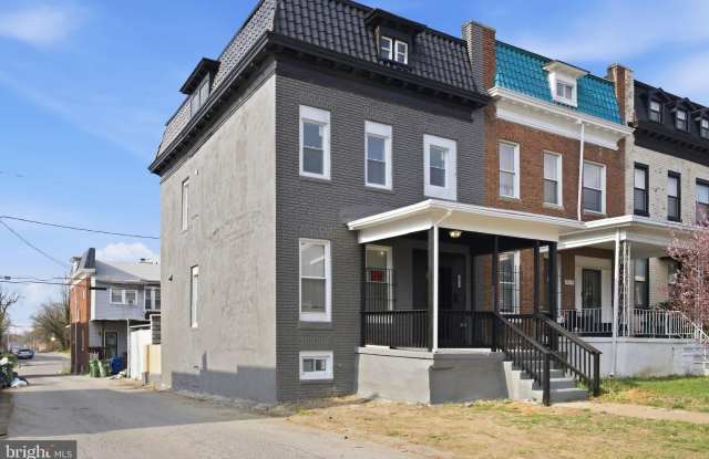 2816 ROCKROSE Avenue Gallery 3