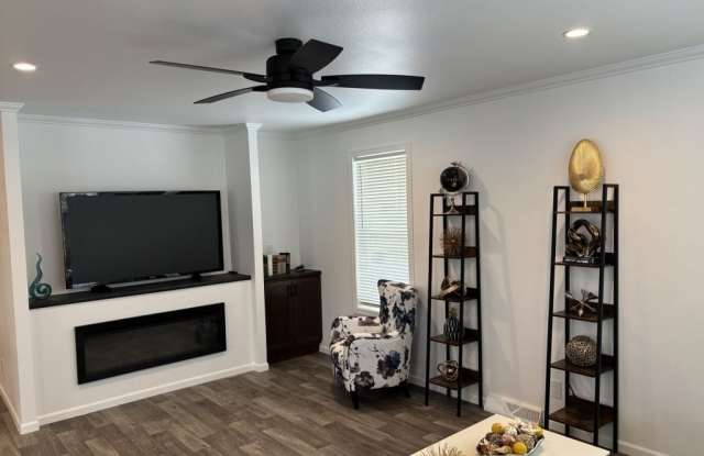 16 Cimarron Gallery 2