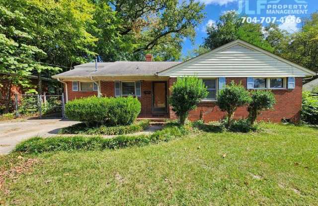 1621 Eastway Drive Gallery 1