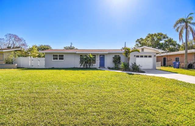 6927 18TH STREET N photos photos