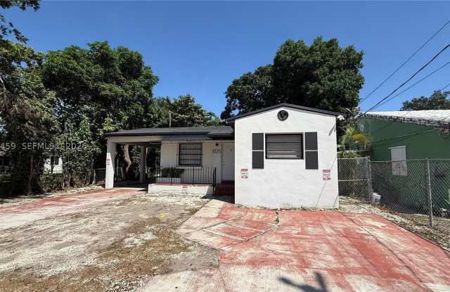 8125 NW 6th Ave Gallery 4