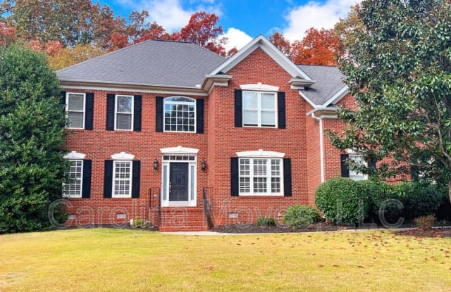 702 Carriage Hill Road Gallery 1