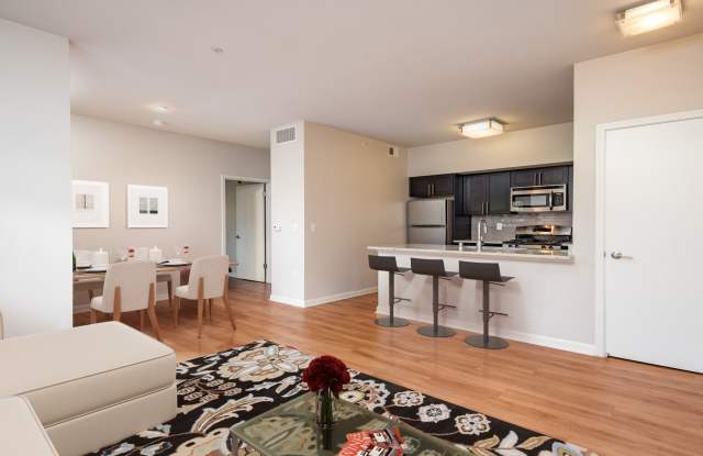 Monterey Grove Apartments Gallery 3
