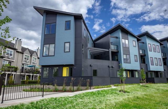 Riverside Townhomes - Waterfront Living in Vancouver photos photos