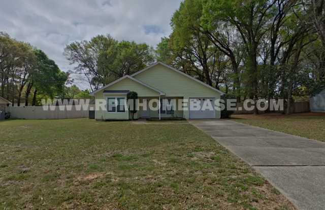 Charming 3-Bedroom Home in Crestview with Modern Features! photos photos