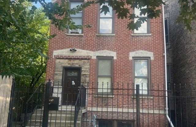 2829 W Polk Street - 2829 West Polk Street, Chicago, IL 60612 2829 W Polk Street - 2829 West Polk Street, Chicago, IL 60612