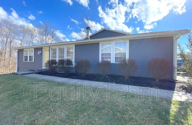 2801 N Harbor Dr - 2801 North Harbor Drive, Landen, OH 45039