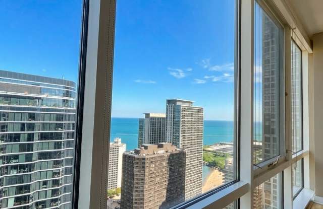 505 N McClurg Court Gallery 4