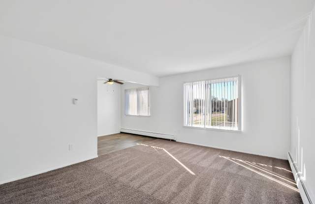 Huntington Club Apartments Gallery 2