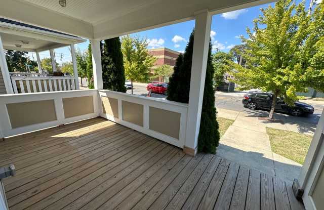 University District Single Family House Gallery 3