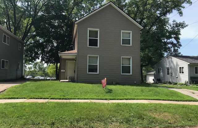 313 Myrtle Ave - 313 Myrtle Avenue, Iowa City, IA 52246