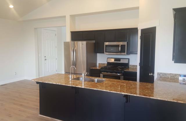 2861 W 100 S Gallery 3