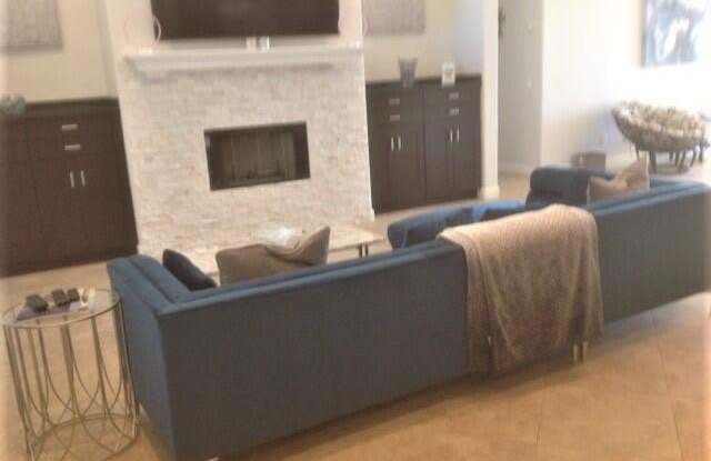 74130 Pele Place Gallery 2