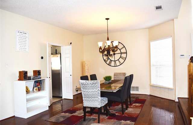 4713 Nocona Drive Gallery 4