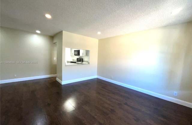 10043 Winding Lake Rd photos photos