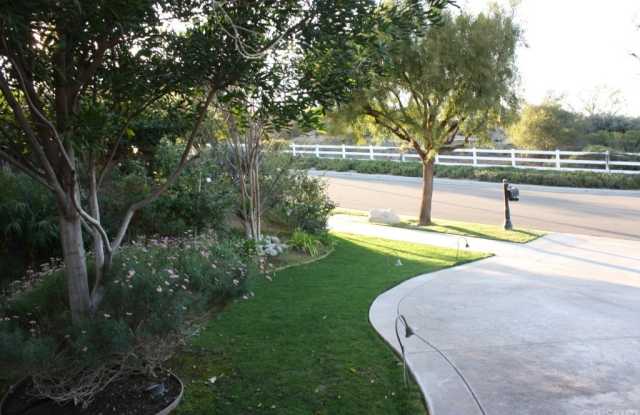 25316 Twin Oaks Place Gallery 4