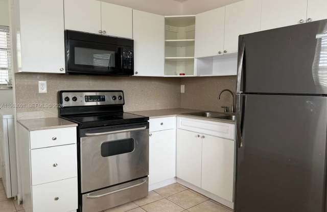 4617 NW 2nd Terrace 4619, Miami, FL 33126 photos photos