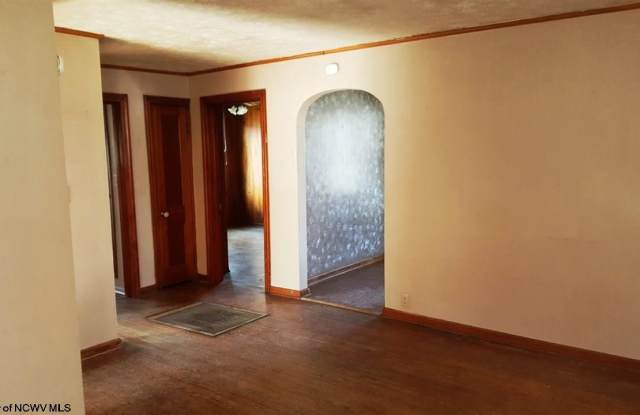 133 CAMDEN Avenue Gallery 2