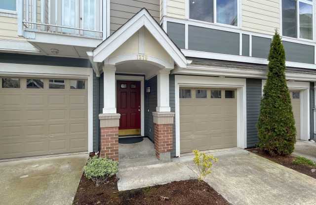 $300-off one month's rent! 2 Bed / 2.5 Bath Issaquah Highlands Townhouse $3,295/mo. photos photos