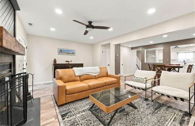 3810 Mystic Cove Court Gallery 1