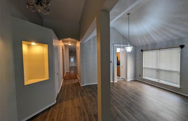 4929 Dougal Avenue Gallery 4