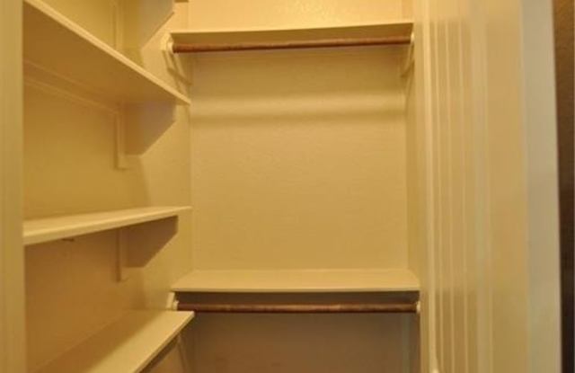 August 2026 Pre-Lease!! Spacious 4 Bed, 3 Bath with Covered Patio! - 3318 Keefer Loop, College Station, TX 77845