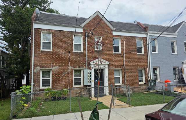 4708 3RD Place NW unit: 4 photos photos 4708 3RD Place NW unit: 4 photos photos