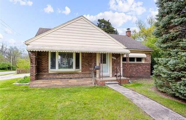 25346 Fairway Drive photos photos